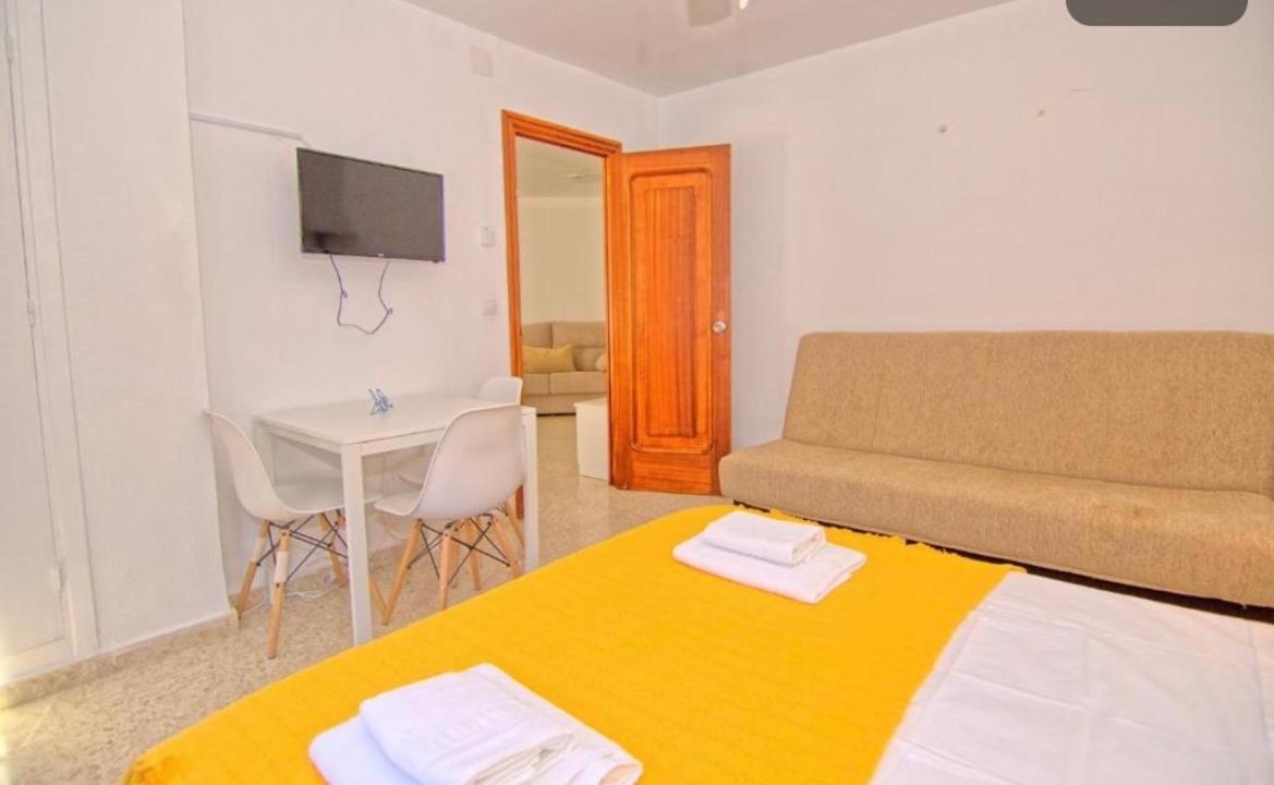 Low Cost Room Málaga Dış mekan fotoğraf
