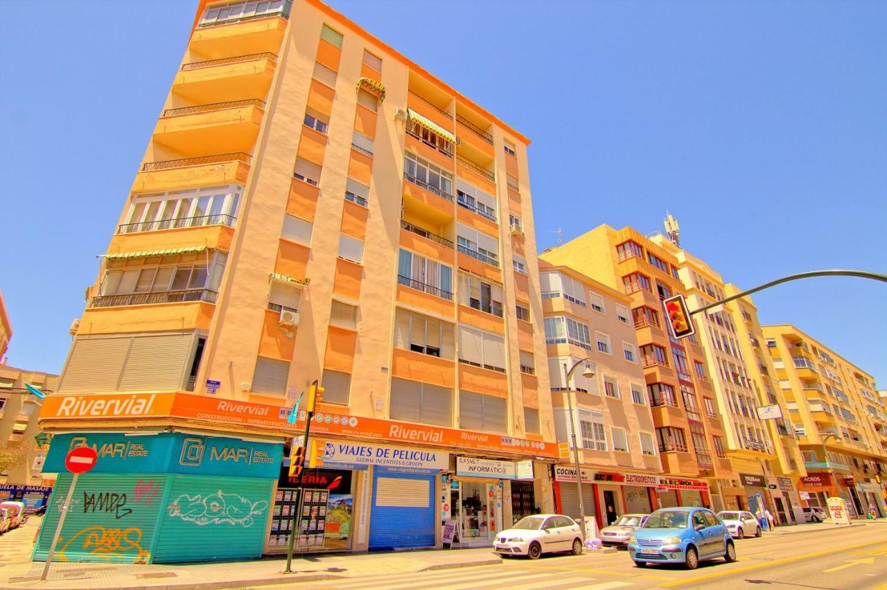 Low Cost Room Málaga Dış mekan fotoğraf